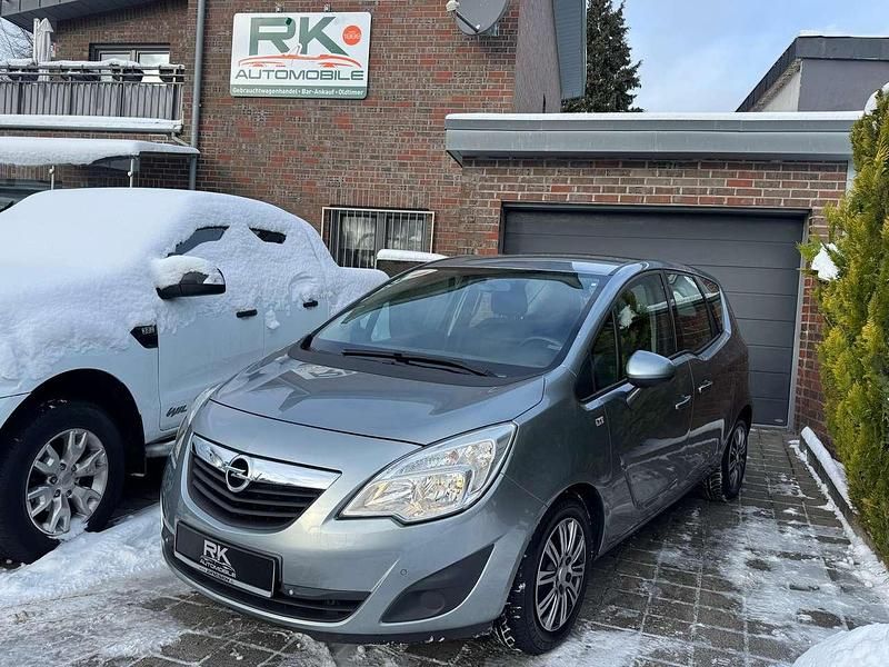 Silbersee/perl silber (m2) Gebraucht 2012 Opel Meriva Edition Van / Kleinbus | 5.500 € (Fairer Preis) - Bild 1/4