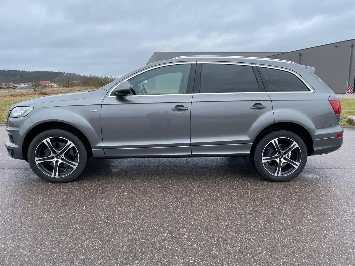 Gebraucht Audi Q7 S-Line 204 PS (150 kW) 2013 Grau SUV