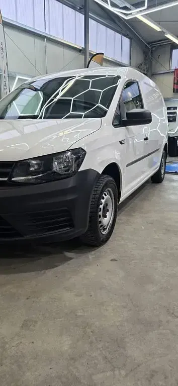 Usata VW Caddy 102 CV (75 kW) 2018 Bianco Monovolume