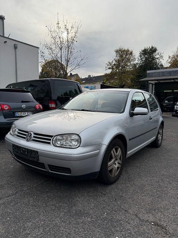 Gebraucht VW Golf IV Comfortline 75 PS (55 kW) 2001 Silber Limousine