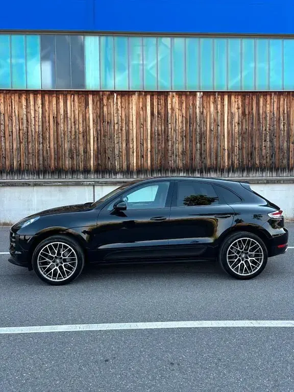 Gebraucht Porsche Macan S 354 PS (260 kW) 2021 Schwarz SUV