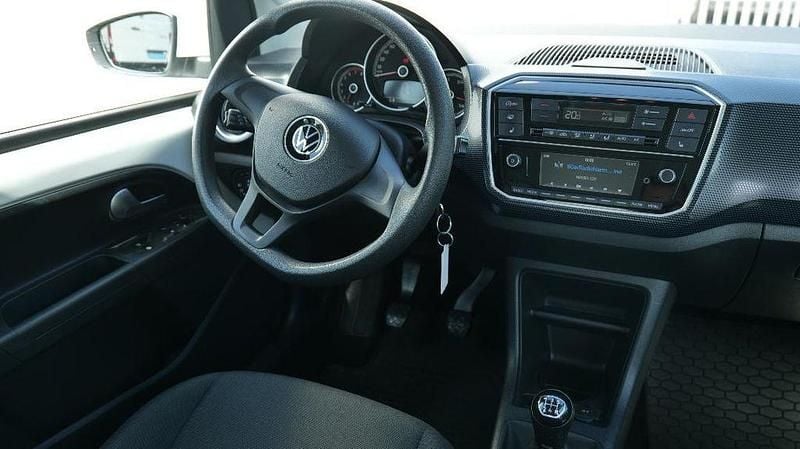 Gebraucht VW up! 65 PS (47 kW) 2022 Pure white Kleinwagen