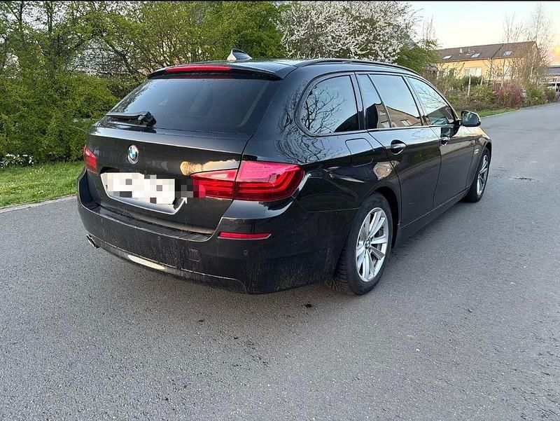 Gebraucht BMW 530 Performance 258 PS (189 kW) 2016 Schwarz Kombi