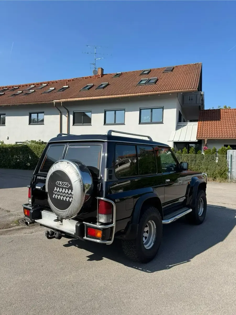 Gebraucht Nissan Patrol 115 PS (84 kW) 1993 Violet SUV