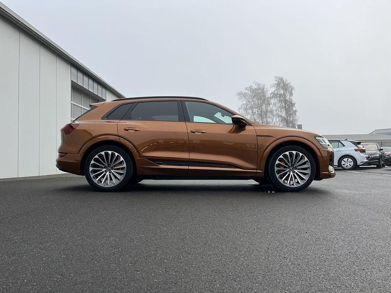 Brugt Audi e-tron S-Line 300 kW (408 HK) 2022 Brun SUV