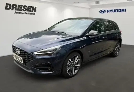 Gebraucht Hyundai i30 Advantage 140 PS (102 kW) 2025 Blau Limousine