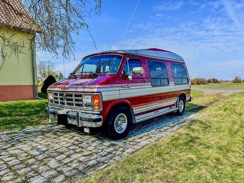 Gebraucht Dodge Ram 170 PS (125 kW) 1988 Rot Pickup