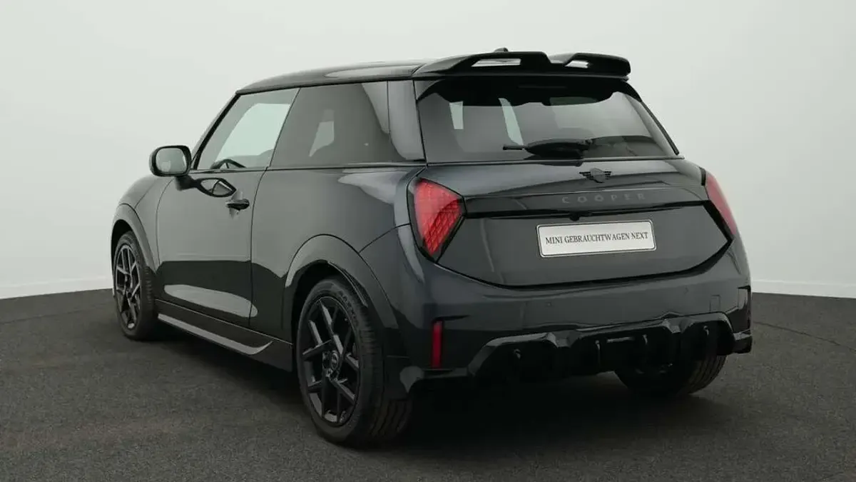 Gebraucht Mini John Cooper Works 156 PS (114 kW) 2025 Grau Kleinwagen