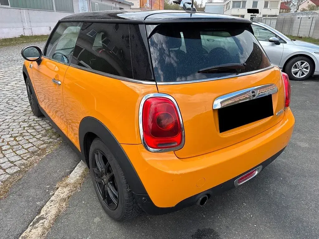 Second-hand Mini Cooper 136 CP (100 kW) 2015 Portocaliu Hatchback