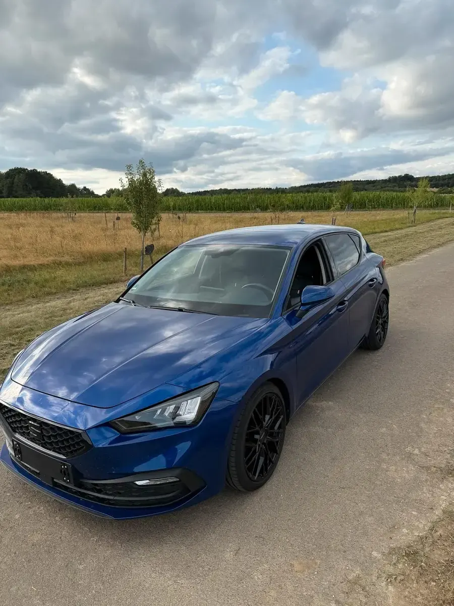 Gebraucht Seat Leon 116 PS (85 kW) 2021 Blau Limousine