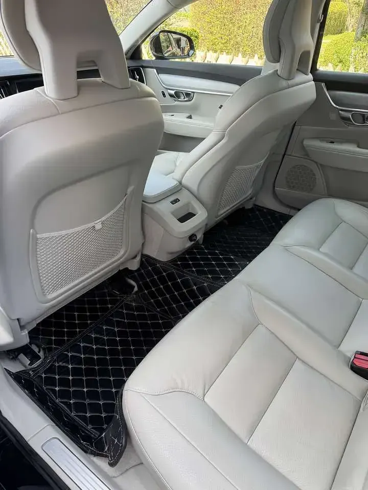 Gebraucht Volvo V90 Momentum 235 PS (172 kW) 2016 Kombi