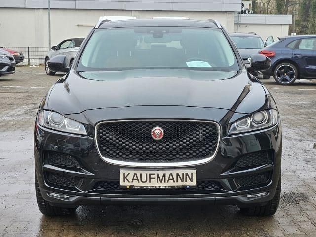 Gebraucht Jaguar F-Pace Portfolio 179 PS (131 kW) 2016 Schwarz SUV