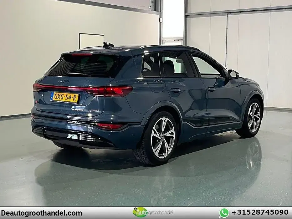 Gebraucht Audi Q6 e-tron Performance 225 kW (306 PS) 2024 Blau SUV