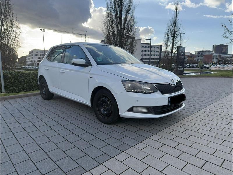Gebraucht Skoda Fabia Drive 110 PS (80 kW) 2017 Weiß Kleinwagen