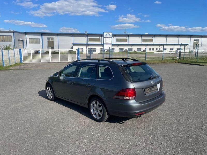 Grau Gebraucht 2012 VW Golf VII Comfortline Kombi | 5.199 € (Guter Preis) - Bild 1/4