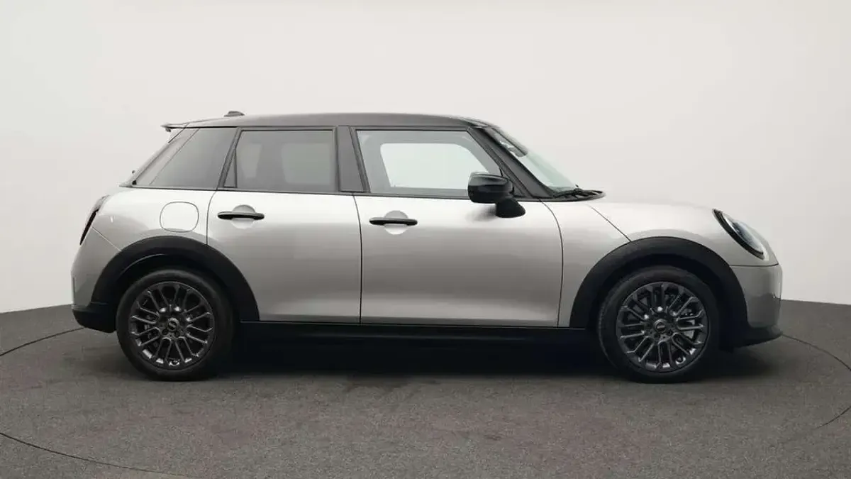 Gebraucht Mini Cooper S Classic 204 PS (150 kW) 2025 Grau Kleinwagen