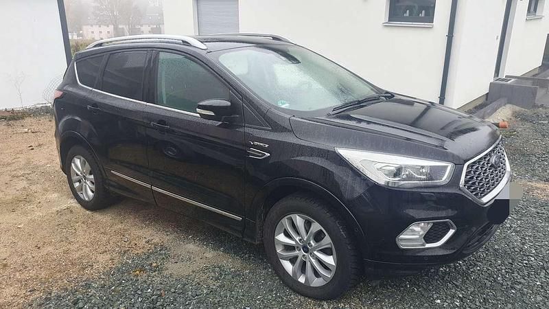 Schwarz Gebraucht 2017 Ford Kuga Vignale SUV | 14.790 € (Fairer Preis) - Bild 1/4