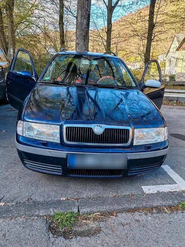 Gebraucht Skoda Octavia 115 PS (84 kW) 2003 Blau Kombi