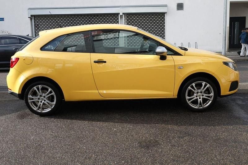 Gebraucht Seat Ibiza SC 60 PS (44 kW) 2009 Gelb Kleinwagen