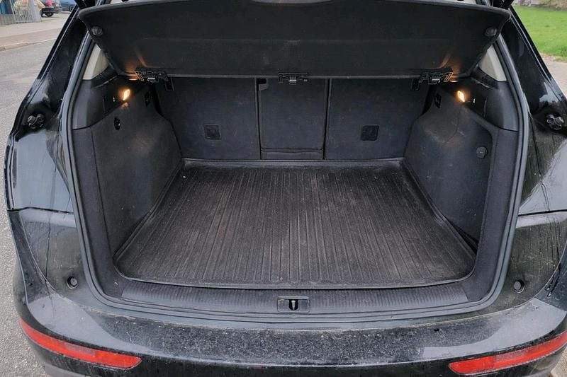 Gebraucht Audi Q5 239 PS (175 kW) 2011 Schwarz SUV