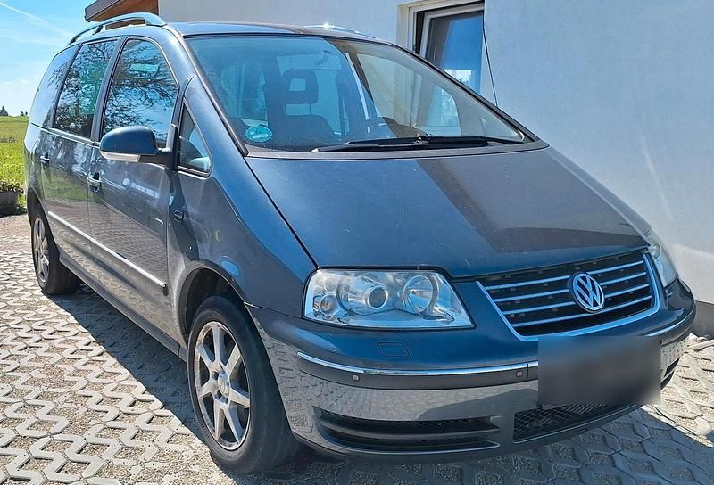 Grau Gebraucht 2007 VW Sharan Freestyle Van / Kleinbus | 2.700 € (Guter Preis) - Bild 1/4