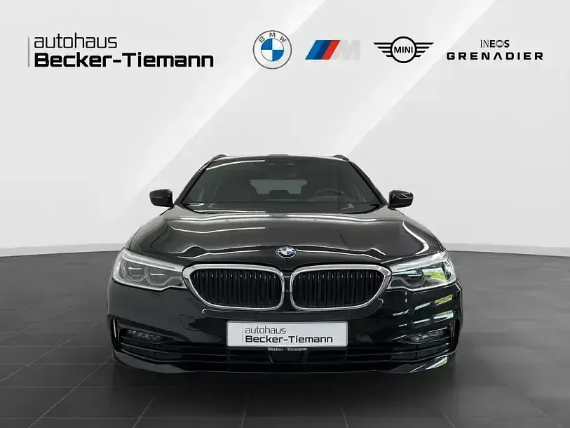Gebraucht BMW 520 Efficient Dynamics 190 PS (139 kW) 2020 Schwarz Kombi