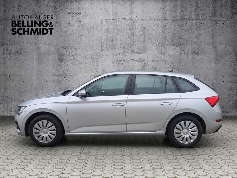 Używany Skoda Scala Active 95 KM (69 kW) 2023 Srebrny Hatchback