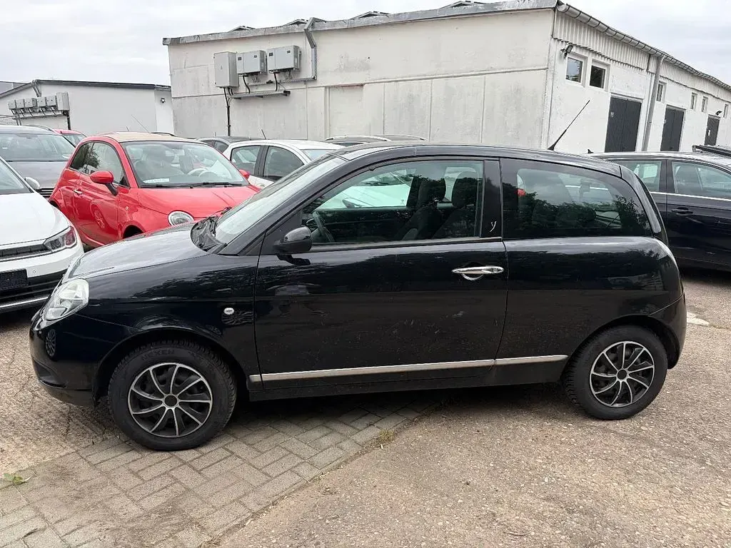 Gebraucht Lancia Ypsilon 60 PS (44 kW) 2007 Schwarz Kleinwagen