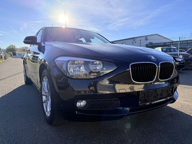 Schwarz Gebraucht 2013 BMW 116 Advantage Kleinwagen | 8.800 € (Fairer Preis) - Bild 1/4