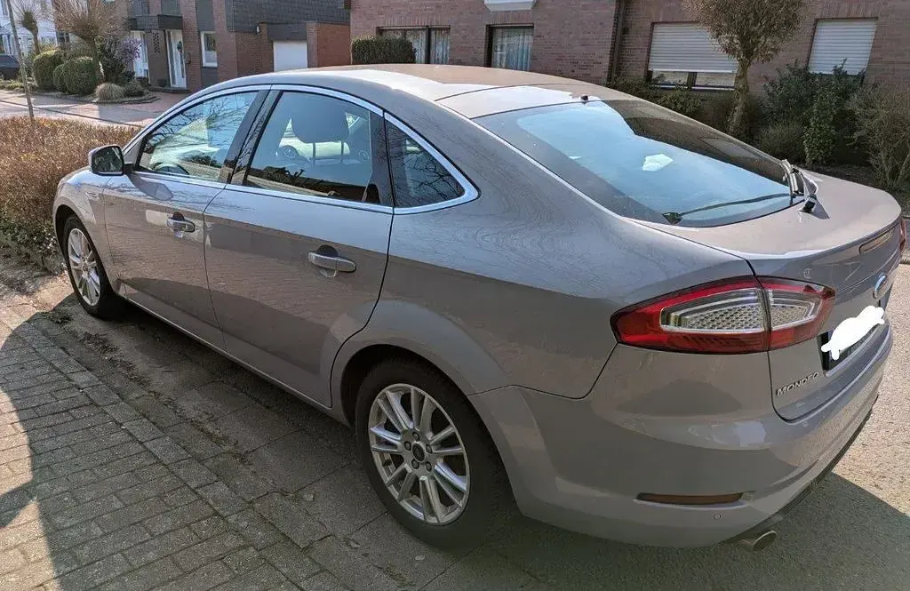 Usata Ford Mondeo 203 CV (149 kW) 2013 Argento Berlina
