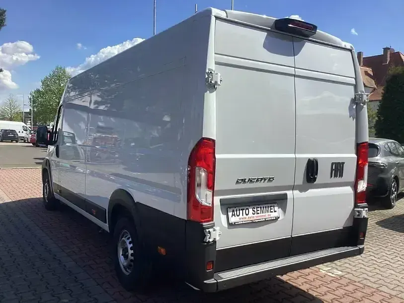 Gebraucht Fiat Ducato 118 PS (86 kW) 2024 Weiss Van