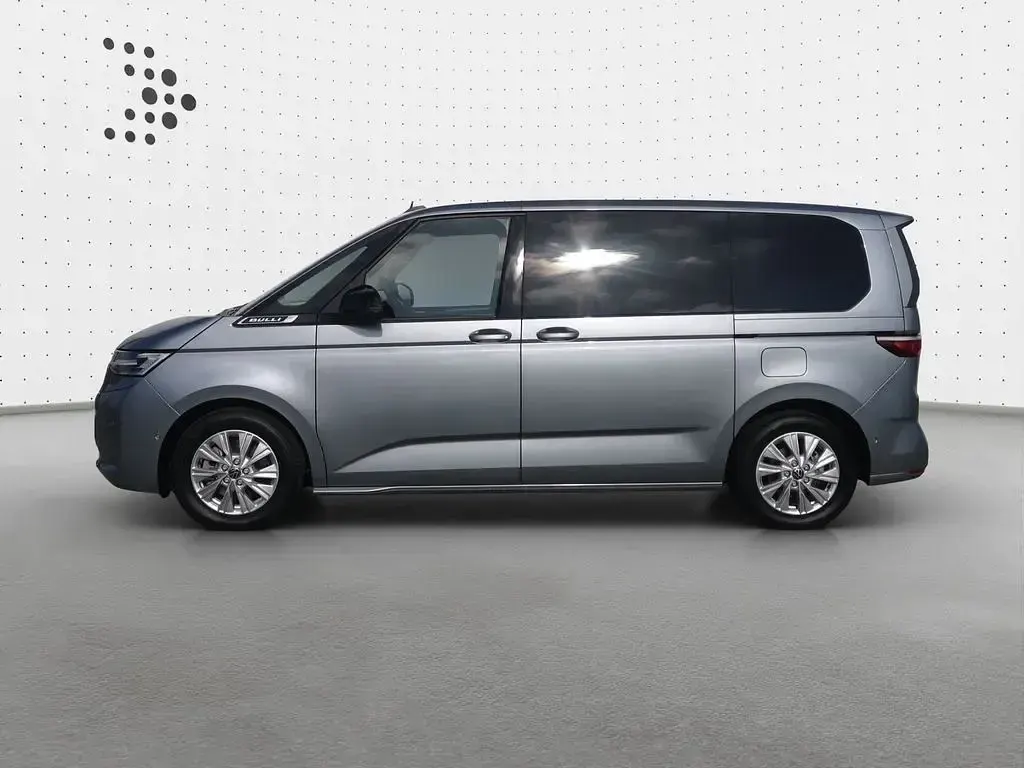 Gebraucht VW Multivan Life 150 PS (110 kW) 2026 Silber Van / Kleinbus