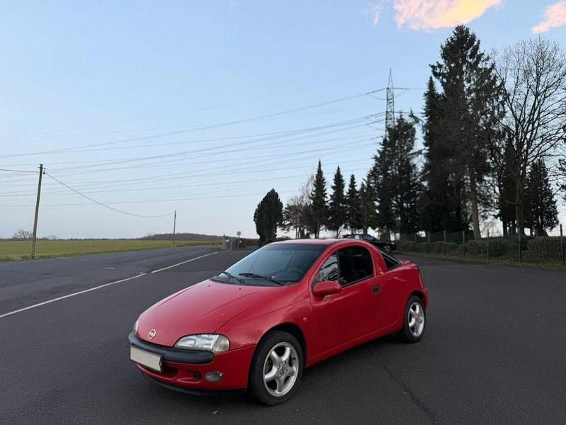 Gebraucht Opel Tigra 90 PS (66 kW) 1996 Rot Coupé