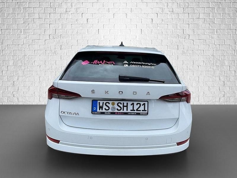 Gebraucht Skoda Octavia Style 150 PS (110 kW) 2024 Weiß Kombi