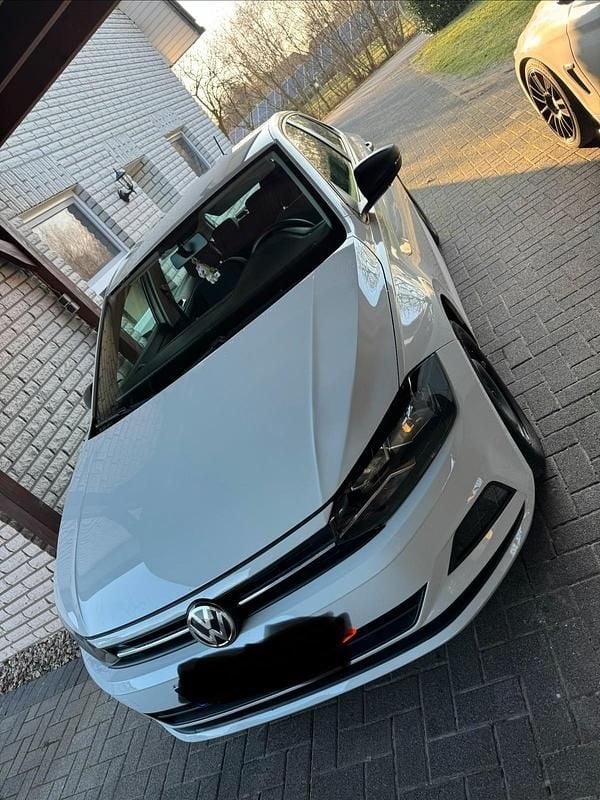 Gebraucht VW Polo 2018 Weiß Kleinwagen