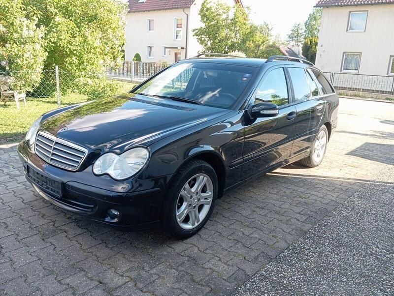 Schwarz Gebraucht 2008 Mercedes C180 Avantgarde Kombi | 3.900 € (Superpreis) - Bild 1/4