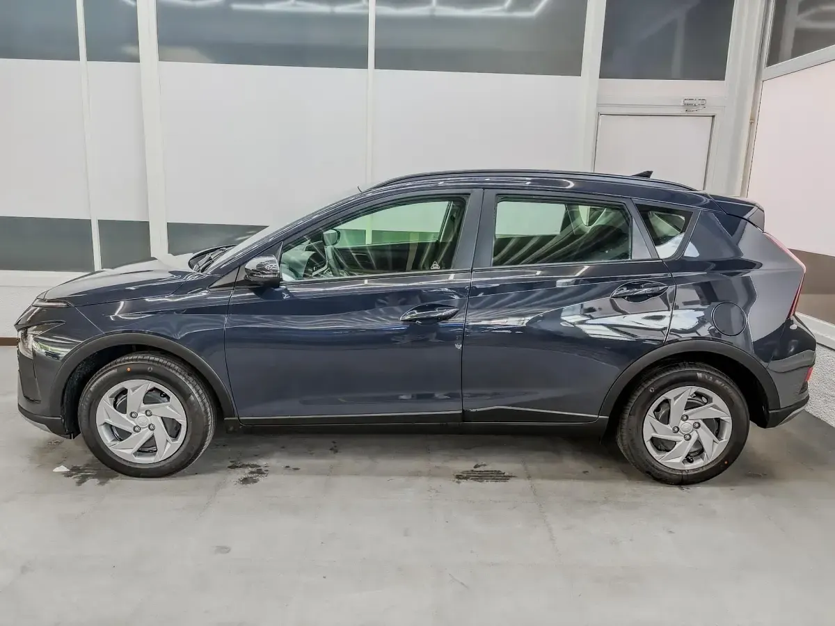 Neu Hyundai Bayon Life 90 PS (66 kW) 2026 Aurora gray a7g SUV
