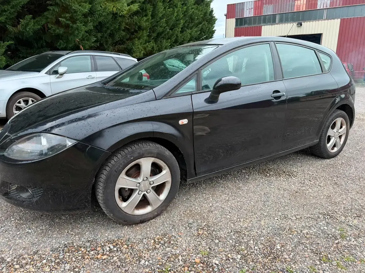 Gebraucht Seat Leon 105 PS (77 kW) 2009 Schwarz Kleinwagen