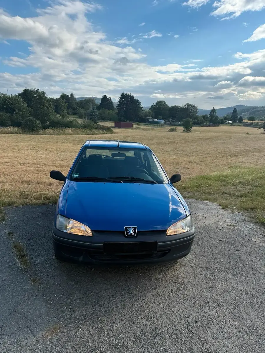 Gebraucht Peugeot 106 70 PS (51 kW) 2004 Blau Kleinwagen