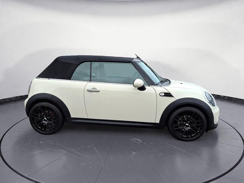 Gebraucht Mini Cooper Cabriolet 122 PS (89 kW) 2015 Weiß Cabrio