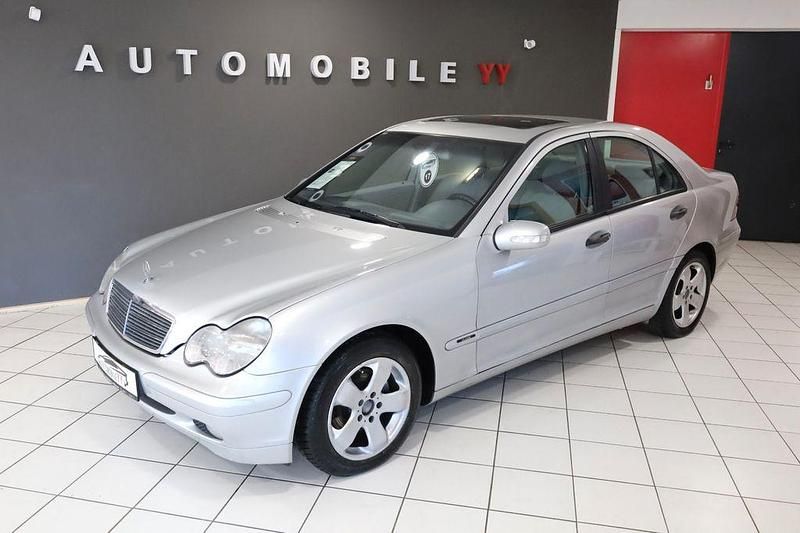 Gebraucht Mercedes C220 Classic 143 PS (105 kW) 2000 Silber Limousine