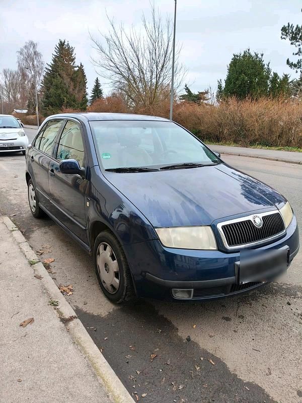 Blau Gebraucht 2001 Skoda Fabia Kleinwagen | 350 € (Guter Preis) - Bild 1/4