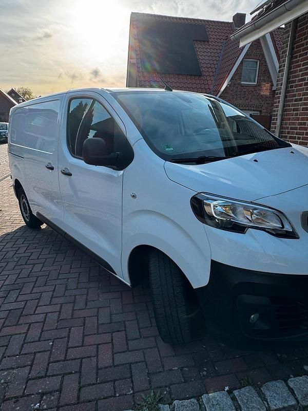 Gebraucht Peugeot Expert Premium 122 PS (89 kW) 2020 Weiß Van