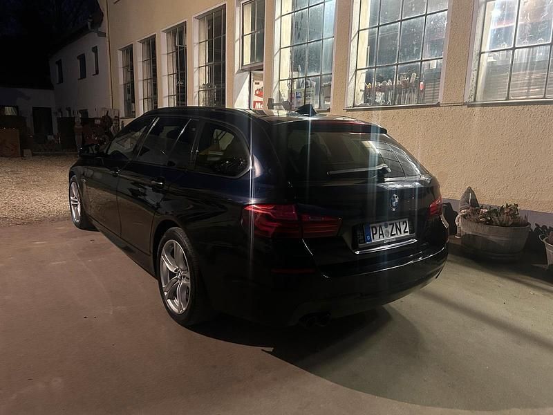 Gebraucht BMW 530 258 PS (189 kW) 2017 Schwarz Kombi