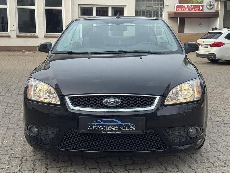 Gebraucht Ford Focus Cabriolet Trend 101 PS (74 kW) 2008 Schwarz Cabrio