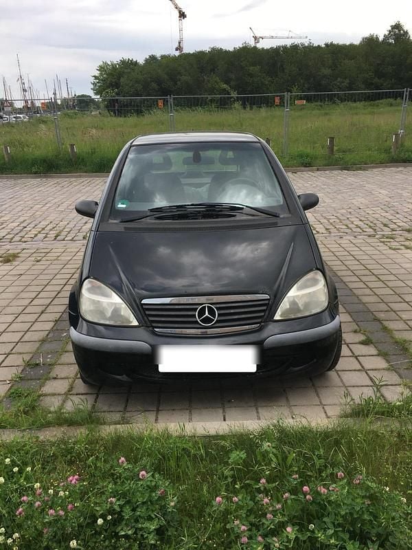 Schwarz Gebraucht 2002 Mercedes A160 Classic Kleinwagen | 799 € (Superpreis) - Bild 1/4