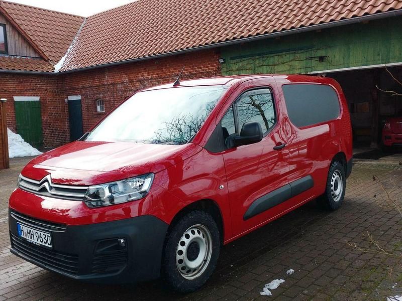 Gebraucht Citroën Berlingo 131 PS (96 kW) 2018 Rot Van / Kleinbus