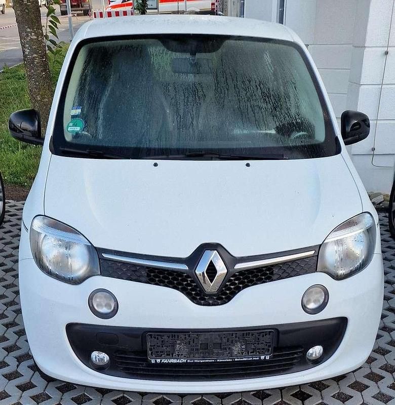 Weiß Gebraucht 2017 Renault Twingo LIMITED Kleinwagen | 4.890 € (Guter Preis) - Bild 1/4