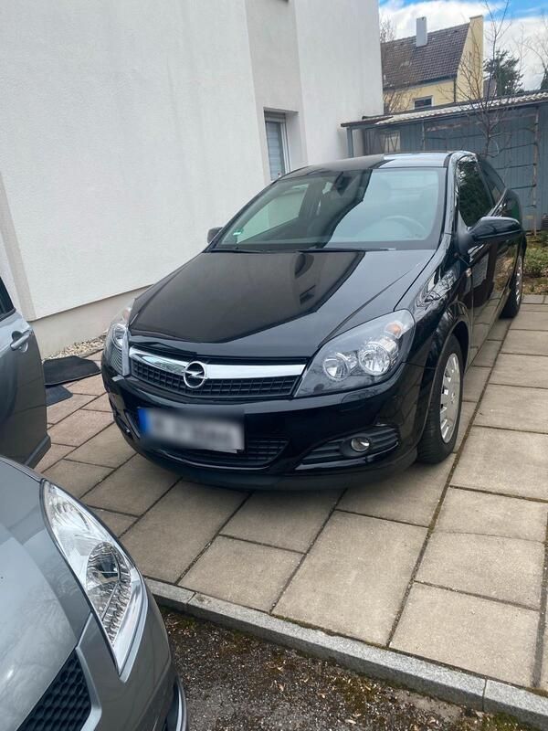 Schwarz Gebraucht 2010 Opel Astra GTC Coupé | 5.400 € (Fairer Preis) - Bild 1/4