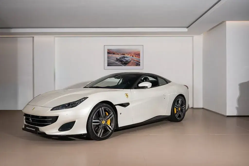 Gebraucht Ferrari Portofino 829 PS (609 kW) 2018 Weiß Cabrio